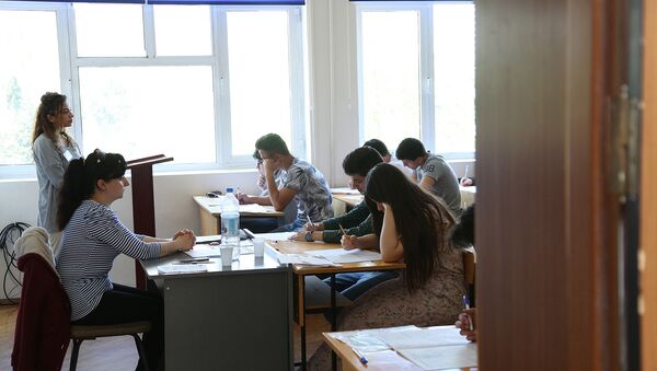 Студенты в аудитории, фото из архива - Sputnik Azərbaycan