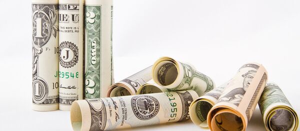 Купюра в 10 долларов Купюра в 10 долларов - Sputnik Азербайджан