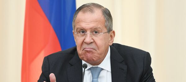 Министр иностранных дел РФ Сергей Лавров на пресс-конференции после заседания совета министров иностранных дел государств – участников СНГ в Сочи Министр иностранных дел РФ Сергей Лавров на пресс-конференции после заседания совета министров иностранных дел государств – участников СНГ в Сочи - Sputnik Азербайджан