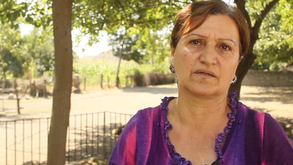 Неграмотность главная причина суицидов – уверены жительницы Гаха - Sputnik Азербайджан