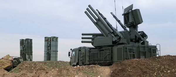 Зенитно-ракетный комплекс С-400 Триумф - Sputnik Азербайджан