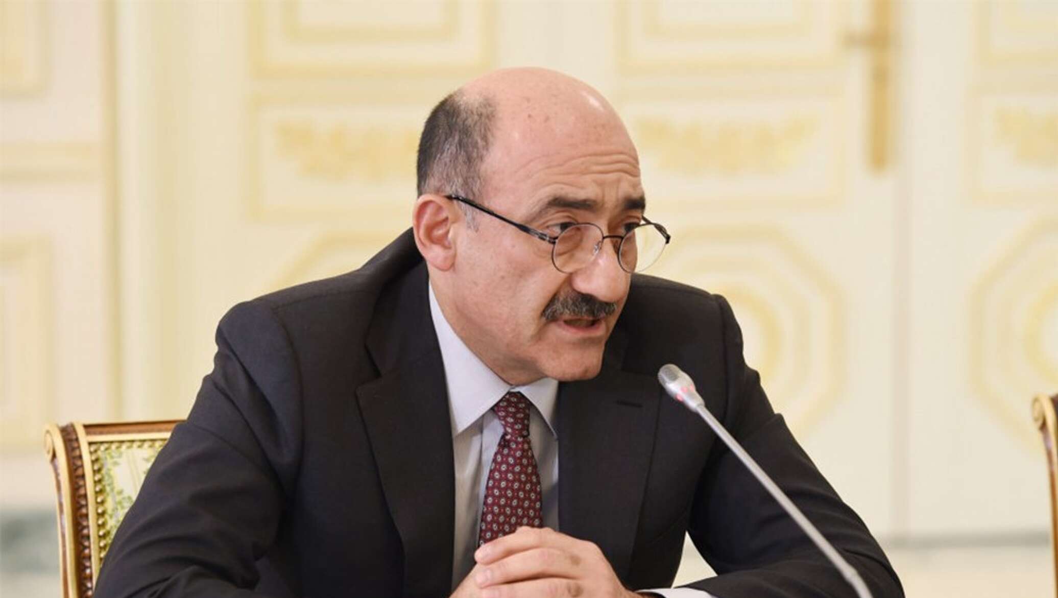 Son az. Son az. Рустамова айбениз. Son az. Az son xeberler.