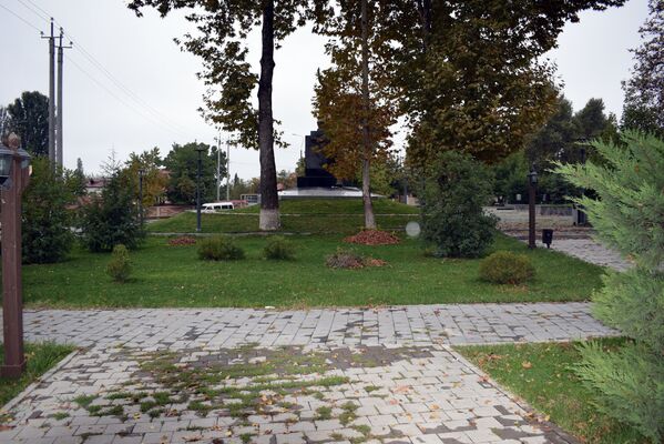 Парк дружбы Азербайджан-Франция в центре Исмаиллы - Sputnik Азербайджан
