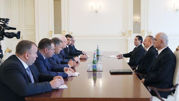 Ильхам Алиев принял делегацию во главе с первым заместителем премьер-министра Украины - Sputnik Азербайджан