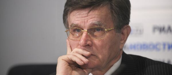 Вячеслав Матузов на Круглом столе о ситуации на Ближнем Востоке - Sputnik Азербайджан