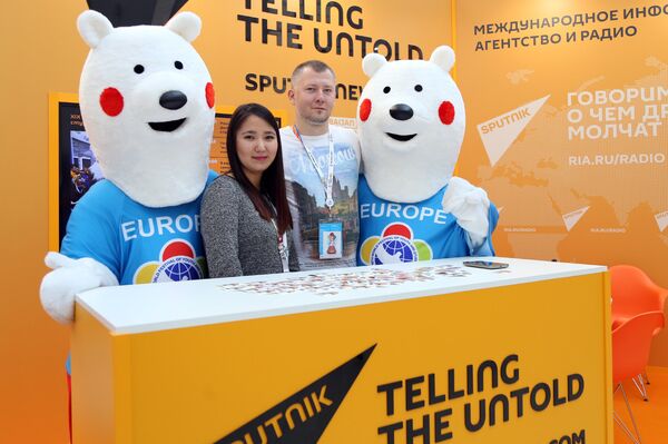 Сотрудники Sputnik на фестивале молодежи в Сочи Сотрудники Sputnik на фестивале молодежи в Сочи - Sputnik Азербайджан