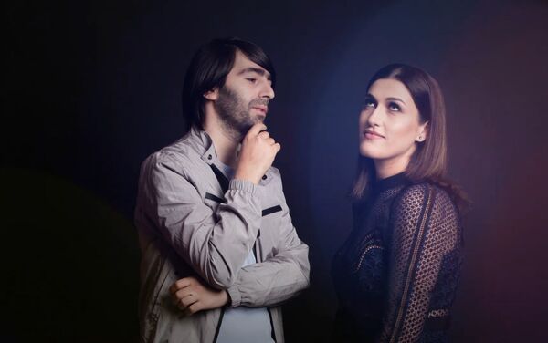 Фотосессия рэпера Эльшада Хосе с певицей Далией - Sputnik Азербайджан