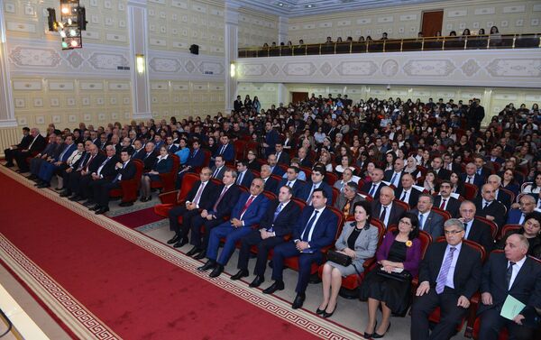 XXI Республиканская научная конференция докторантов и молодых исследователей в Бакинском Государственном Университете - Sputnik Азербайджан