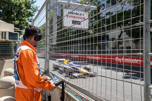 Бакинский Клуб Маршалов при Операционной Компании Baku City Circuit начал регистрацию маршалов Бакинский Клуб Маршалов при Операционной Компании Baku City Circuit начал регистрацию маршалов - Sputnik Азербайджан