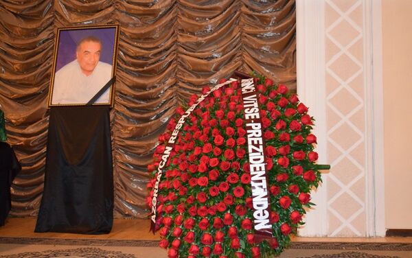 Церемония прощания с Рафиком Гусейновым - Sputnik Азербайджан