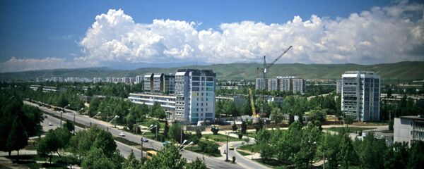 Вид на центр города Душанбе Вид на центр города Душанбе - Sputnik Азербайджан