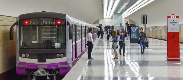 Бакинский метрополитен. Платформа станции Автовокзал Бакинский метрополитен. Платформа станции Автовокзал - Sputnik Азербайджан