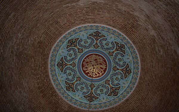 Святилище пророка Джарджиса на территории Бейлаганского района - Sputnik Азербайджан