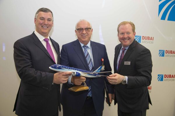 Подписание соглашения между AZAL и Boeing о покупке новых самолетов Подписание соглашения между AZAL и Boeing о покупке новых самолетов - Sputnik Азербайджан