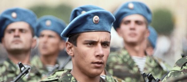 Военный парад в Ереване в день независимости, фото из архива Военный парад в Ереване в день независимости, фото из архива - Sputnik Азербайджан