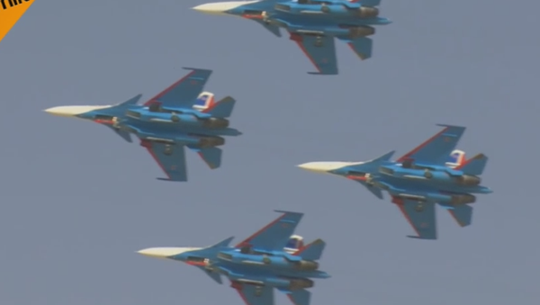 LIVE: Выступление пилотов мирового класса на авиашоу в Дубае - Sputnik Азербайджан