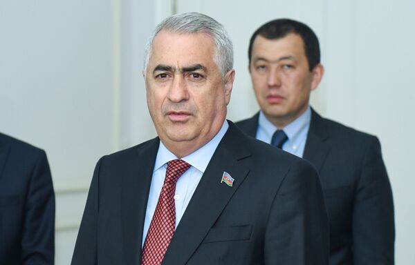 Председатель ЗАО Азербайджанские железные дороги Джавид Гурбанов Председатель ЗАО Азербайджанские железные дороги Джавид Гурбанов - Sputnik Азербайджан