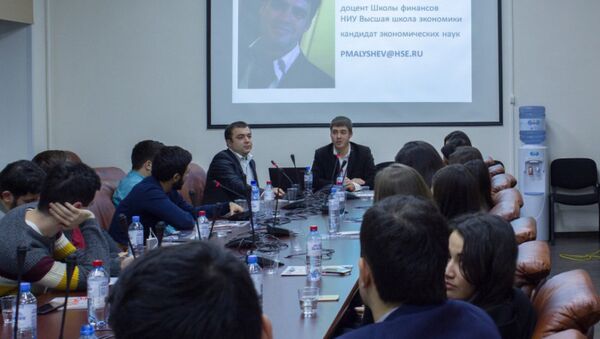 В Москве при поддержке АМОР прошел День финансовой грамотности - Sputnik Азербайджан
