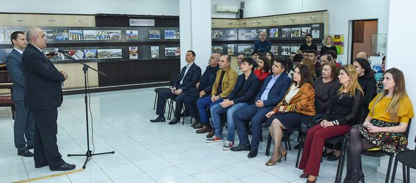 Торжественное празднование Единого дня выпускника в Российском информационно-культурном центре в Баку - Sputnik Азербайджан