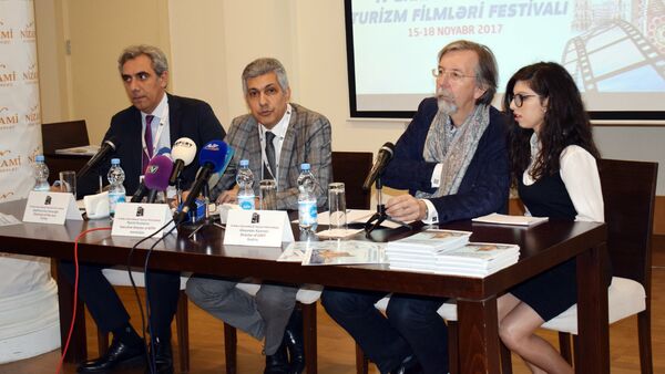 Пресс-конференция, приуроченная четвертому Международному фестивалю туристических фильмов в Баку - Sputnik Азербайджан
