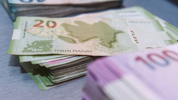 Деньги, азербайджанские манаты, банкноты - Sputnik Азербайджан