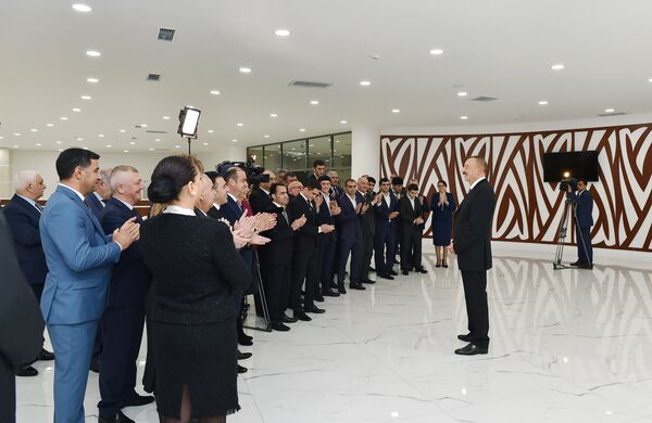 Президент Ильхам Алиев принял участие в открытии Абшеронского Олимпийского спортивного комплекса - Sputnik Азербайджан