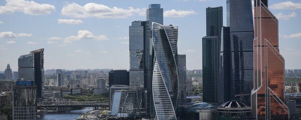 Вид на международный деловой центр Москва-Сити с гостиницы Украина в Москве - Sputnik Азербайджан