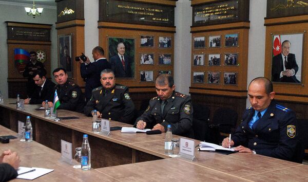 Министр обороны Узбекистана посетил Военную Академию Вооруженных сил Азербайджана Министр обороны Узбекистана посетил Военную Академию Вооруженных сил Азербайджана - Sputnik Азербайджан