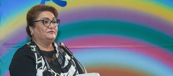 Глава Государственного комитета по проблемам семьи, женщин и детей Хиджран Гусейнова Глава Государственного комитета по проблемам семьи, женщин и детей Хиджран Гусейнова - Sputnik Азербайджан
