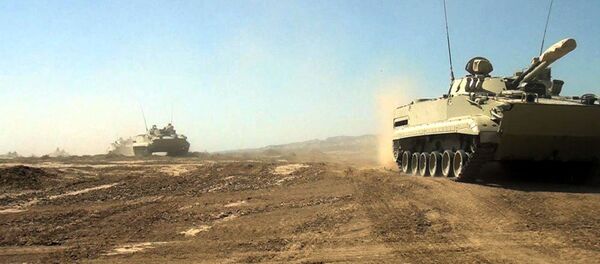 Основной этап командно-штабных военных игр с боевой стрельбой - Sputnik Азербайджан