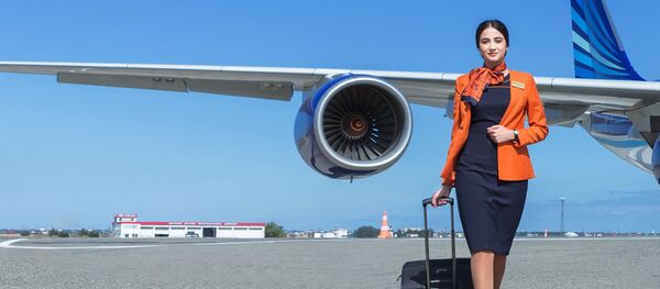 Бортпроводница в ЗАО Азербайджанские авиалинии (AZAL) Бортпроводница в ЗАО Азербайджанские авиалинии (AZAL) - Sputnik Азербайджан