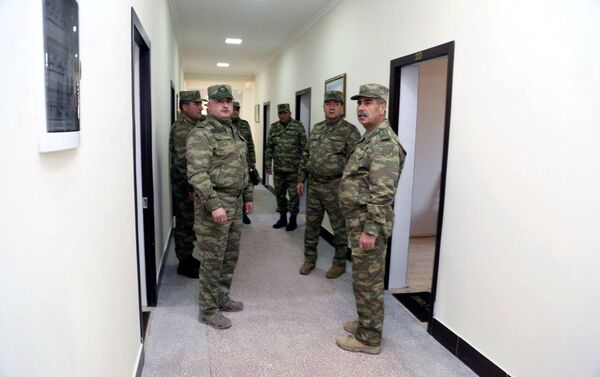 В прифронтовой зоне сдан в эксплуатацию еще один жилой комплекс для офицеров / - Sputnik Азербайджан