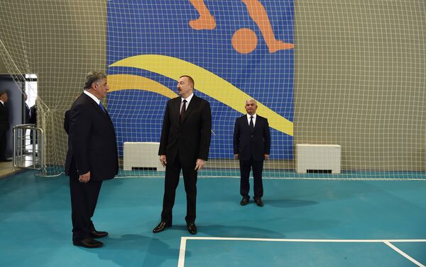 Президент Ильхам Алиев открыл Агджабединский Олимпийский спортивный комплекс - Sputnik Азербайджан