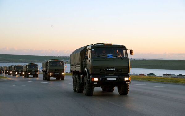 Начался полевой выход курсантов Азербайджанского высшего военного училища - Sputnik Азербайджан