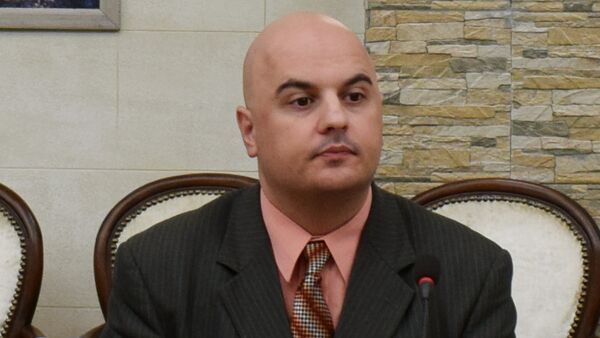 Американский журналист, политический аналитик Питер Тейс - Sputnik Азербайджан