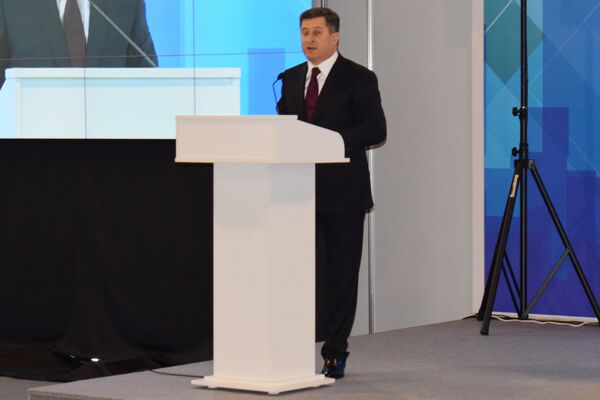 Выступление председателя Государственного комитета по имущественным вопросам АР Керема Гасанова Выступление председателя Государственного комитета по имущественным вопросам АР Керема Гасанова - Sputnik Азербайджан