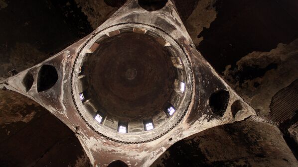 Древний албанский храм в центре Загаталы - Sputnik Азербайджан