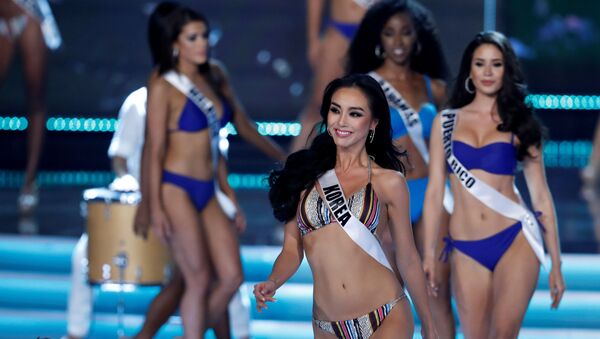 Участницы конкурса красоты Мисс Вселенная-2017 в Лас-Вегасе - Sputnik Азербайджан
