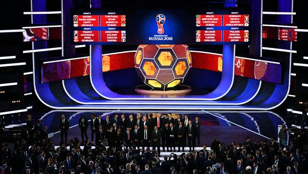 Официальная жеребьевка чемпионата мира по футболу 2018 - Sputnik Азербайджан