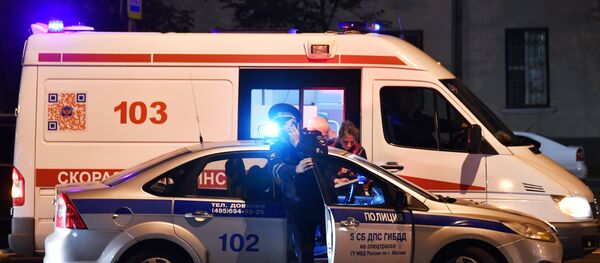 Автомобили полиции и скорой медицинской помощи в Москве, фото из архива Автомобили полиции и скорой медицинской помощи в Москве, фото из архива - Sputnik Азербайджан