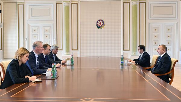 Президент Ильхам Алиев принял делегацию Европейского Союза - Sputnik Азербайджан