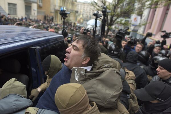Задержание бывшего президента Грузии Михаила Саакашвили в Киеве - Sputnik Азербайджан