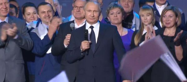 Путин заявил о намерении участвовать в выборах президента Путин заявил о намерении участвовать в выборах президента - Sputnik Азербайджан