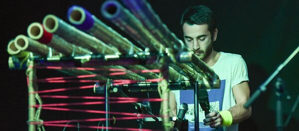 Выступление грузинской группы TSU Art на музыкальном фестивале Silk Road Festival 2017 Выступление грузинской группы TSU Art на музыкальном фестивале Silk Road Festival 2017 - Sputnik Азербайджан