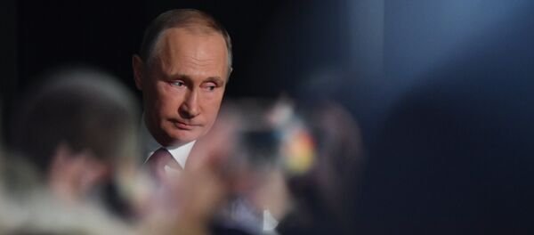 Президент РФ Владимир Путин - Sputnik Азербайджан