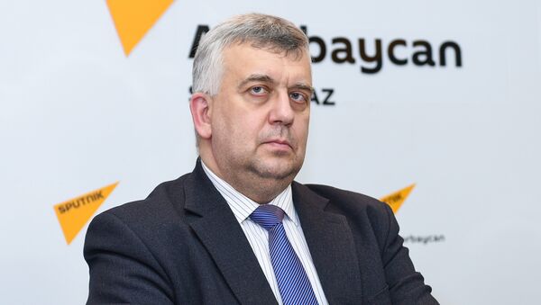 Российский политолог Олег Кузнецов - Sputnik Азербайджан