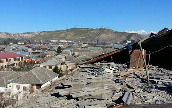 Последствия сильного ветра в Гейчае - Sputnik Азербайджан