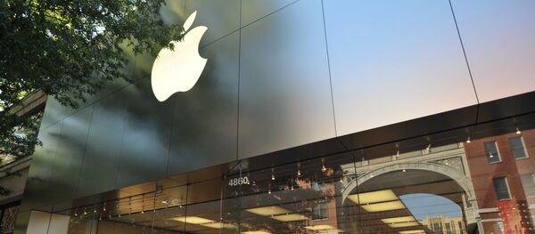 Старт продаж cмартфонов iPhone 5s и iPhone 5c в США - Sputnik Азербайджан