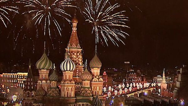 Как встретили Новый год в разных городах мира - Sputnik Азербайджан
