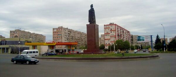 Центральная площадь в городе Гардабани (Гаратепе), Квемо-Картли, Грузия, фото из архива - Sputnik Азербайджан